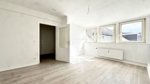 Komplett renoviertes Dachgeschoss - Apartment im beliebten Lorettoviertel