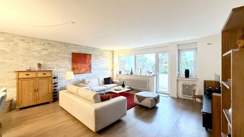 Hervorragend geschnittene 2 Raum-Wohnung mit großem Balkon und herrlichem Ausblick