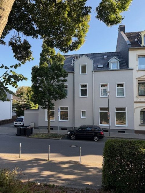 TOP gepflegtes und durch saniertes Mehrfamilienhaus in Bestlage