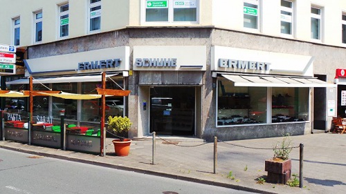 PROVISIONSFREIES  Lichtdurflutetes Eckladenlokal an einer belebten Hauptstraße